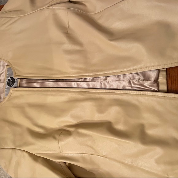 Leather jacket size L - Picture 6 of 6